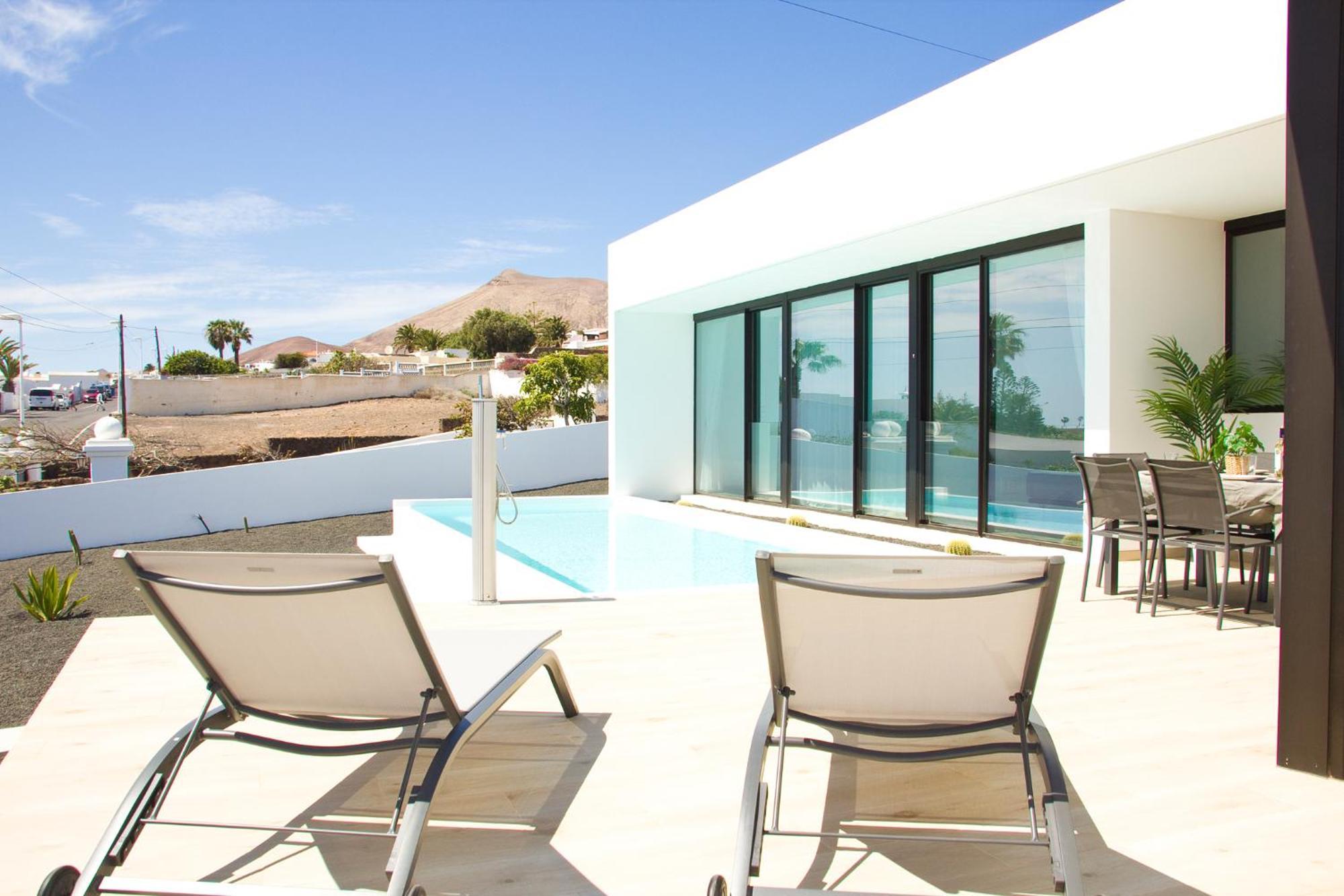 Villa Mendoza - By Az Rentals Güime Exteriör bild